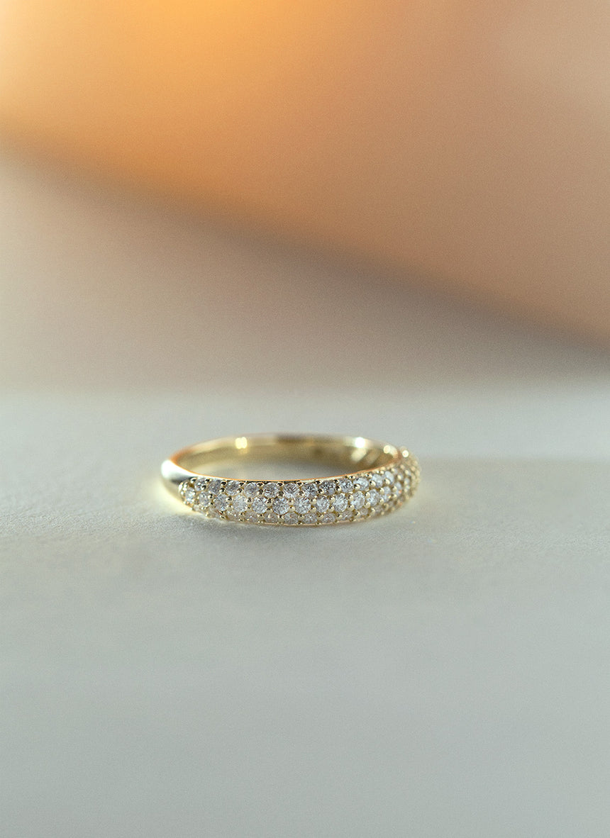 Essie diamond ring 14k gold