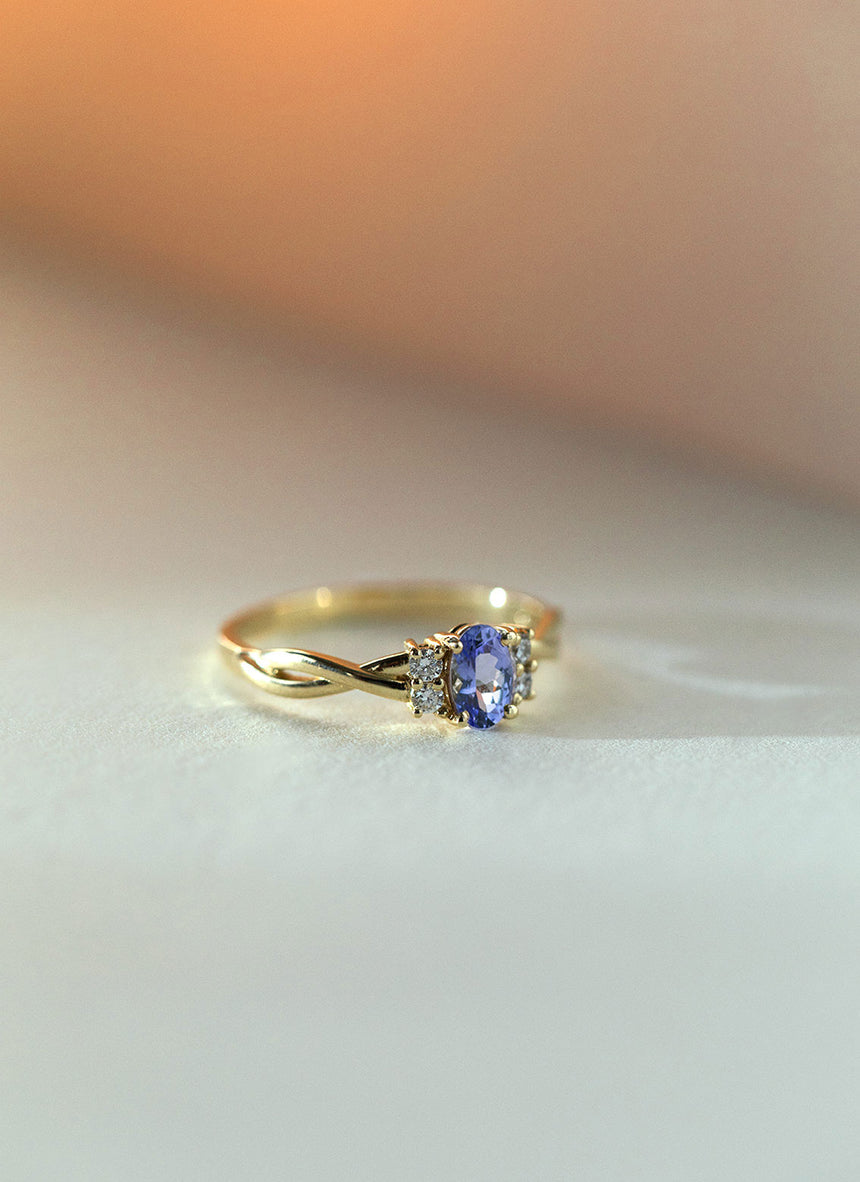 Jaimy diamond tanzanite ring 14k gold