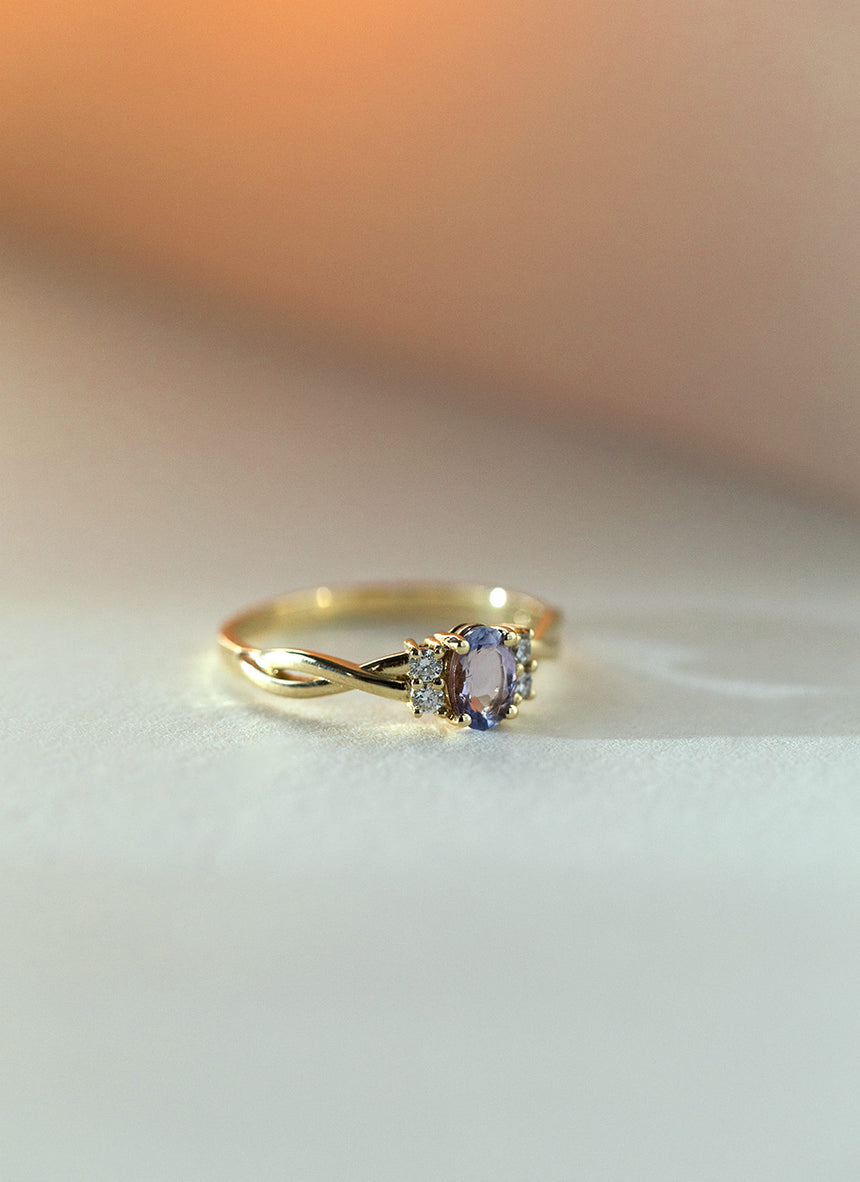 Custom cushion diamond ring voor Dan 14k goud