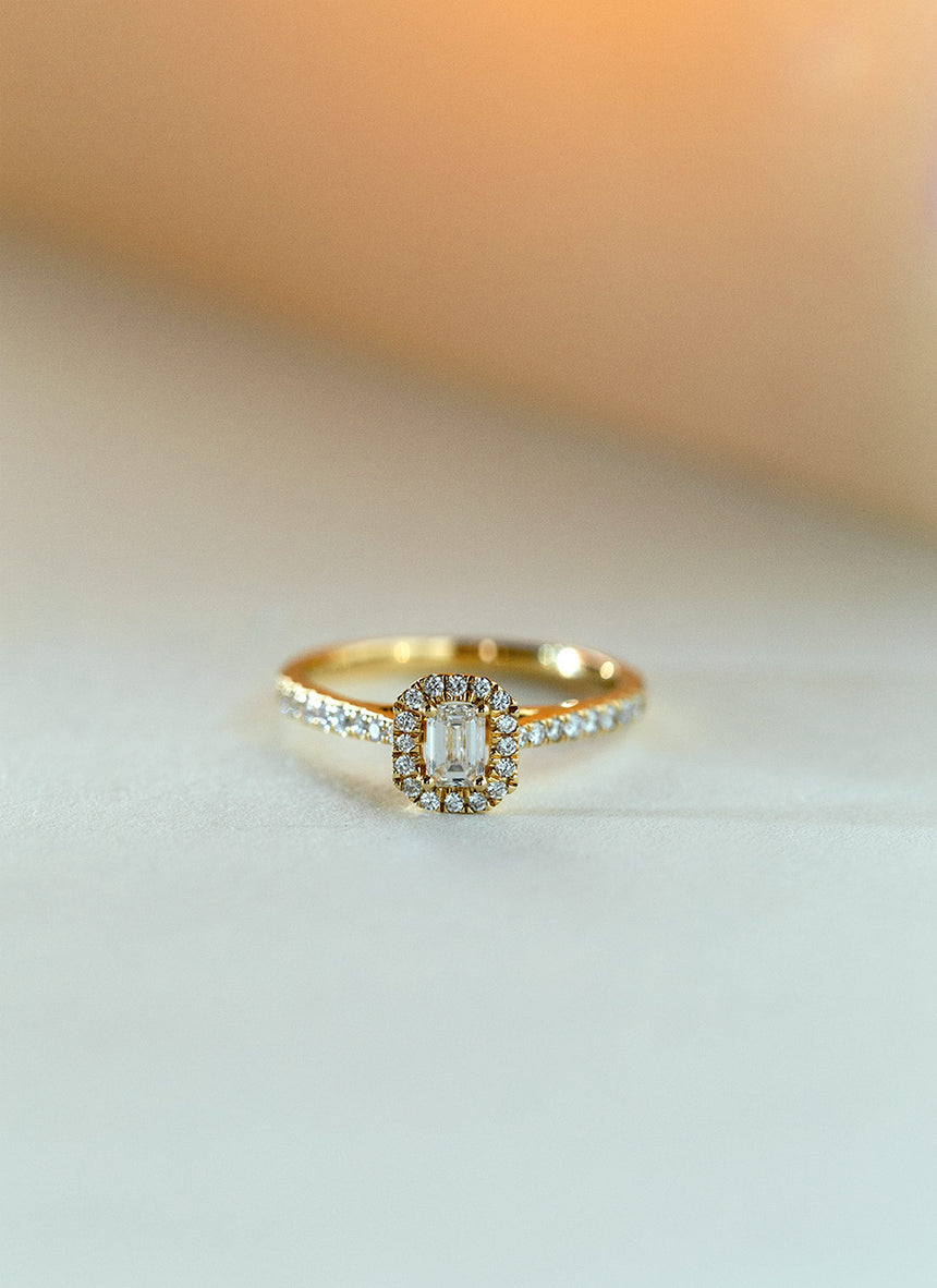 Sera diamond ring 14k gold