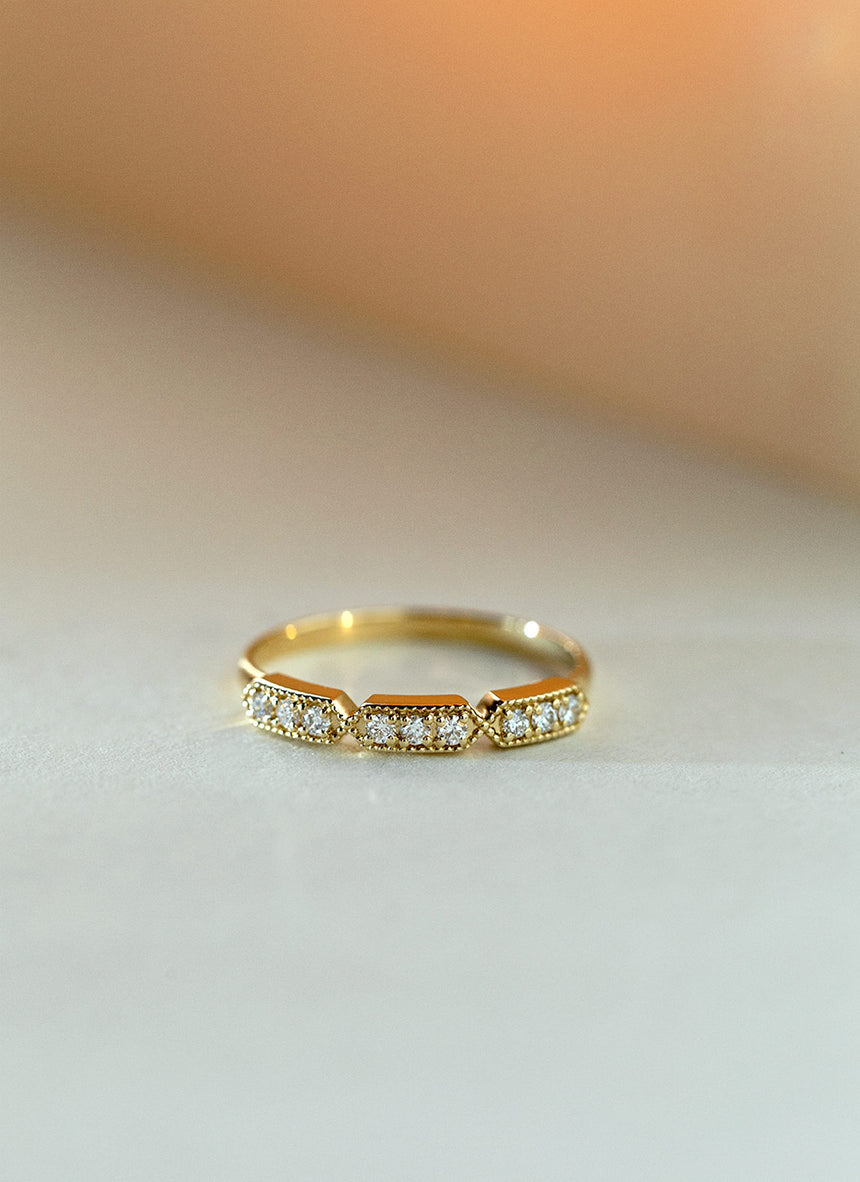 Sera diamond ring 14k gold